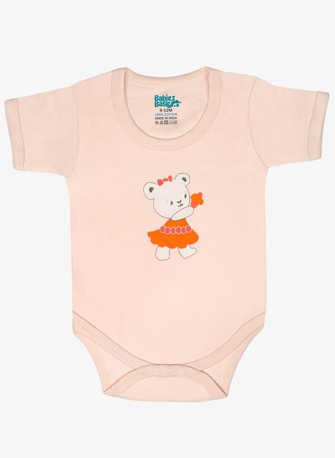 بابيز_بيسك طقم 5 قطع - مريلة، رومبر، قفازات، قبعة، وبدلة نوم - Image 3